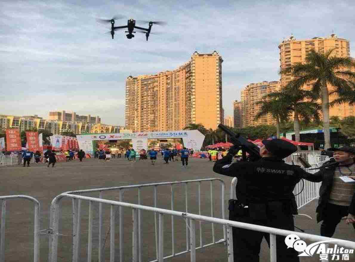 晋江警方反制枪首秀马拉松 5架黑飞无人机被强制迫降｜航空管制新突破